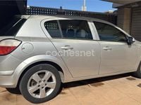 Usado Opel Astra Enjoy 90 CV (66 kW) 2006 Gris / plata Berlina