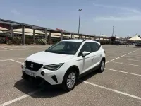 Usado Seat Arona Style 110 CV (80 kW) 2022 Blanco SUV