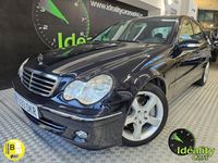 Käytetty Mercedes C320 Avantgarde 224 HP (164 kW) 2005 Sininen Sedan