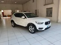 Usado Volvo XC40 Momentum 150 CV (110 kW) 2020 Blanco SUV