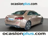 Usado Mercedes A180 116 CV (85 kW) 2022 Oro Berlina