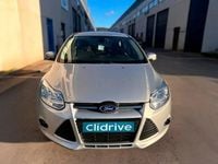 Usado Ford Focus Trend 125 CV (91 kW) 2011 Gris / plata Berlina