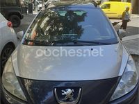 Usado Peugeot 207 Active 70 CV (51 kW) 2010 Gris / plata Berlina