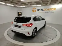 Usado Ford Focus Titanium 125 CV (91 kW) 2019 Blanco Berlina