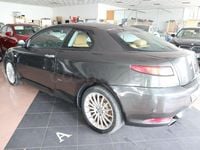 Usado Alfa Romeo GT Impression 150 CV (110 kW) 2007 Verde Coupe