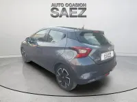 Usado Nissan Micra Acenta 92 CV (67 kW) 2021 Gris / plata Utilitario