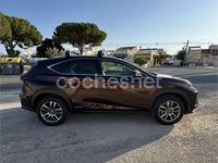 Usado Lexus NX300h Executive Line 197 CV (144 kW) 2018 Granate SUV