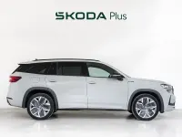 Usado Skoda Kodiaq SportLine 204 CV (150 kW) 2025 Gris SUV