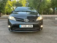 Usado Toyota Verso Advance 112 CV (82 kW) 2014 Gris / plata Monovolumen