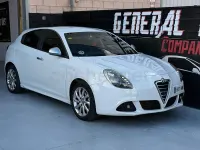 Usado Alfa Romeo Giulietta Distinctive 105 CV (77 kW) 2012 Blanco Utilitario