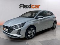 Usado Hyundai i20 84 CV (61 kW) 2024 Gris Utilitario