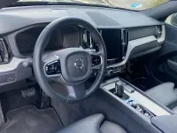 Usado Volvo XC60 Inscription 197 CV (144 kW) 2020 Gris / plata SUV