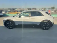 Usado Hyundai Ioniq 160 kW (218 CV) 2022 Gris Utilitario