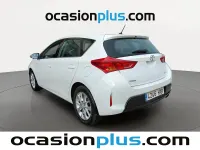 Usado Toyota Auris Active 132 CV (97 kW) 2014 Blanco Utilitario