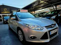 Usado Ford Focus Trend 125 CV (91 kW) 2013 Gris / plata Berlina