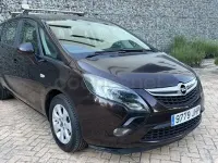 Usado Opel Zafira Tourer Expression 130 CV (95 kW) 2015 Negro Monovolumen