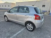 Usado Toyota Yaris 90 CV (66 kW) 2007 Blanco Utilitario
