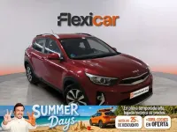 Usado Kia Stonic 101 CV (74 kW) 2021 Rojo SUV