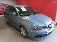 Usado Seat Ibiza Sport 100 CV (73 kW) 2007 Azul Utilitario