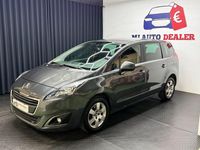 Usado Peugeot 5008 Access 115 HP (84 kW) 2014 Cinzento Monovolume