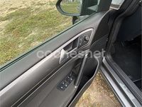 Usado VW Golf VII Advance 115 CV (84 kW) 2019 Gris / plata Familiar