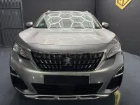 Usado Peugeot 3008 Allure 130 CV (95 kW) 2021 Gris / plata SUV
