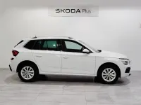 Usado Skoda Kamiq Selection 115 CV (84 kW) 2024 Blanco SUV