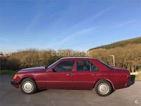 Usado Mercedes E250 113 CV (83 kW) 1993 Granate Berlina