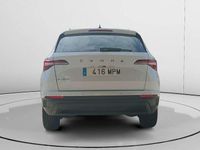 Usado Skoda Karoq Ambition 116 CV (85 kW) 2024 Blanco SUV