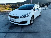 Usado Kia Ceed GT 90 HP (66 kW) 2017 Branco Sedan