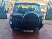 Usado Toyota RAV4 Executive 136 CV (100 kW) 2007 Azul SUV