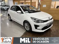 Usado Kia Rio 84 CV (61 kW) 2021 Blanco Berlina