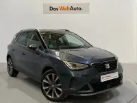 Usado Seat Arona FR 115 CV (84 kW) 2025 Gris / plata SUV