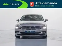 Usado VW Passat 120 CV (88 kW) 2020 Gris / plata Berlina