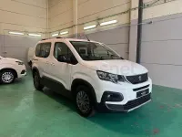 Usado Peugeot Rifter Allure 100 CV (73 kW) 2021 Blanco Monovolumen
