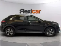 Usado Kia XCeed 101 CV (74 kW) 2024 Negro SUV