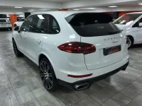 Usado Porsche Cayenne Diesel Platinum Edition 262 CV (192 kW) 2017 Blanco SUV
