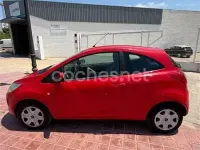 Usado Ford Ka Trend 69 CV (50 kW) 2016 Rojo Berlina