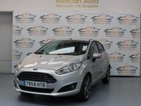 Usado Ford Fiesta Titanium 75 CV (55 kW) 2013 Gris / plata Utilitario