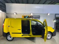 Begagnad Renault Kangoo 90 HK (66 kW) 2019 Gul Minibuss