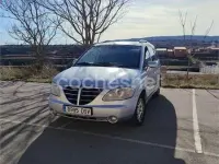 Usado SsangYong Rodius Limited 165 CV (121 kW) 2005 Gris / plata Monovolumen