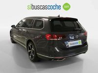 Usado VW Passat R-line 150 CV (110 kW) 2021 Gris/plata Familiar