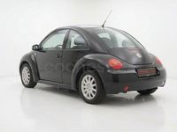 Usado VW New Beetle 102 CV (75 kW) 2006 Negro Utilitario