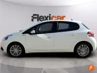 Usado Peugeot 208 Signature Sky 110 CV (80 kW) 2018 Blanco Utilitario