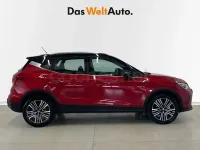 Usado Seat Arona FR 115 CV (84 kW) 2024 Granate SUV