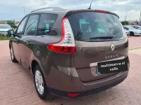 Usado Renault Scenic E-Tech LIMITED 131 CV (96 kW) 2015 Marrón Monovolumen