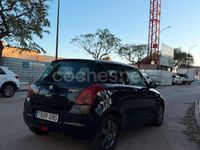 Usado Suzuki Swift GL 69 CV (50 kW) 2007 Negro Berlina