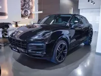 Usado Porsche Cayenne Platinum Edition 462 CV (339 kW) 2023 Negro SUV