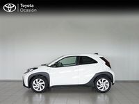 Usado Toyota Aygo X Play 72 CV (52 kW) 2025 Blanco SUV