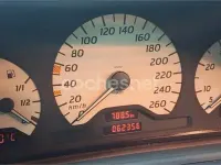 Usado Mercedes CLK230 193 CV (141 kW) 1999 Gris / plata Coupe